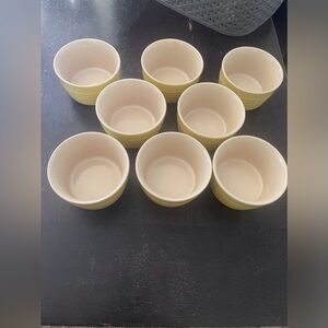 8.Le-Creuset Stoneware Stackable Ramekins     3 1/2 oz